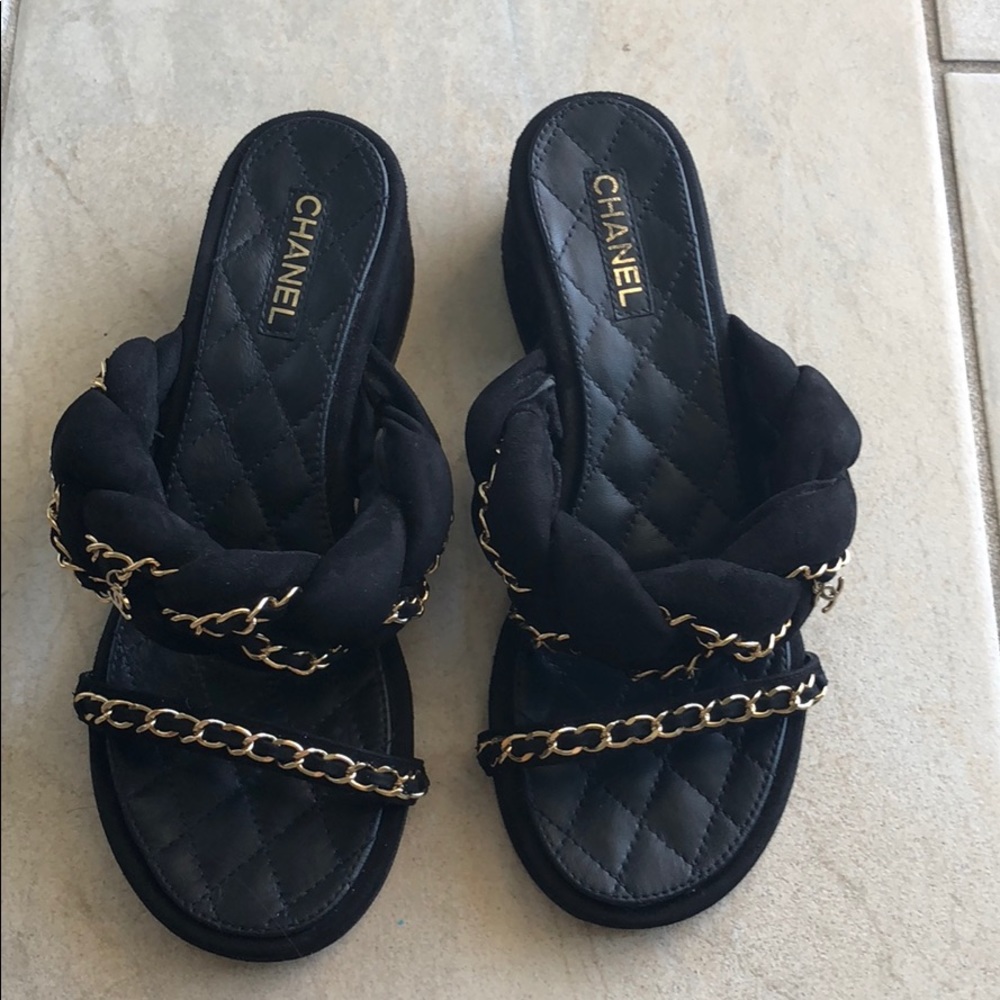 AUTHENTIC! CHANEL suede gold chain sandals.